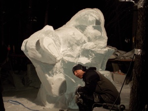 Bear Sculpture with ice carver